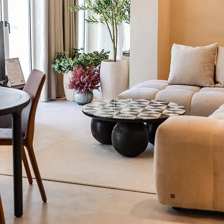 Daire Coastal Luxury Ionian Views & Parking By Pikhost Dhërmi