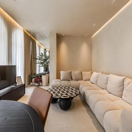 Daire Coastal Luxury Ionian Views & Parking By Pikhost Dhërmi