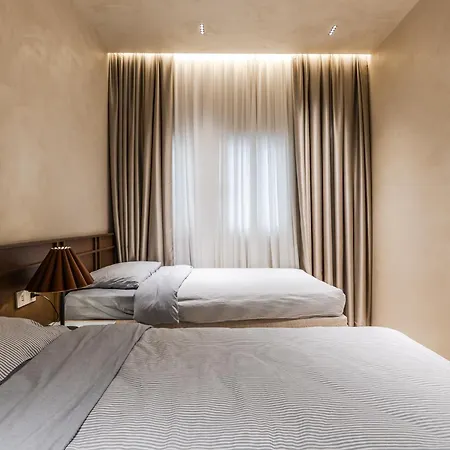 Coastal Luxury Ionian Views & Parking By Pikhost Daire Dhërmi